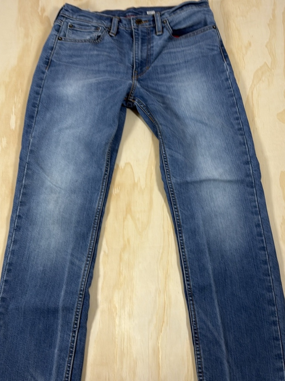 Levi's 511 Men's Straight Jeans in Medium Blue